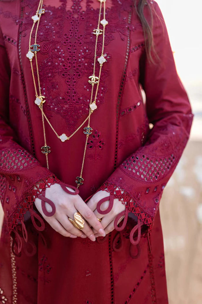 Qalamkar Luxury Embroidered Organza 3pc Suit with Embroidered Organza Dupatta