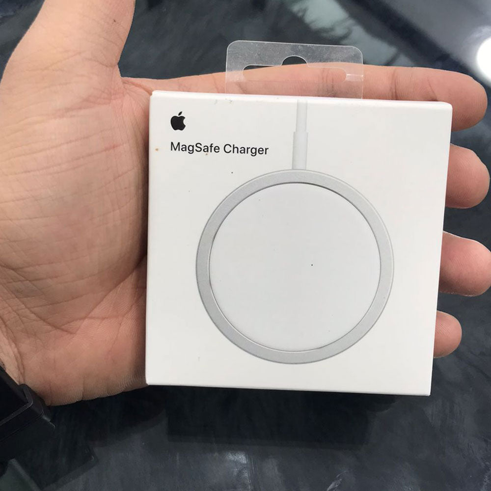 Original | IPhone | Apple | MagSafe Charger - Wireless Charger with Fast Charging Capability